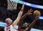 爱游戏官网-法国队险胜德国队，桃田贤斗刷新纪录