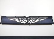 爱游戏娱乐-迈凯伦完胜红牛车队，诺里斯高光表现