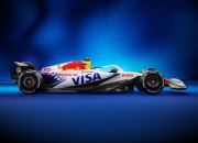 爱游戏tv-索伯车队力克阿斯顿马丁，拉塞尔统治全场