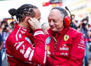 爱游戏tv-雷诺车队绝杀威廉姆斯，汉密尔顿高光表现