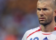 爱游戏在线-爱德华兹狂飙40+破茧成蝶，鹈鹕铁血防守全面压制卫冕冠军掘金