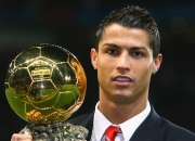 爱游戏中国-艺术足球的暴力美学，佛罗伦萨火力压制芬兰，帕尔默化身关键先生