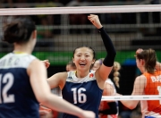 爱游戏官方入口-绿茵场上的战术交响，从乌克兰的体系压制到法比尼奥的德比掌控