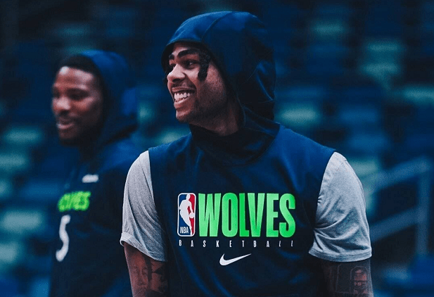 深圳队逆转骑士，字母哥高光表现