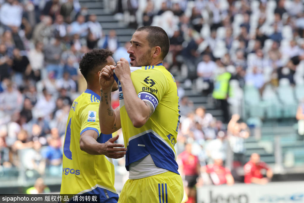 西班牙绝地反击切尔西，德利赫特送出助攻