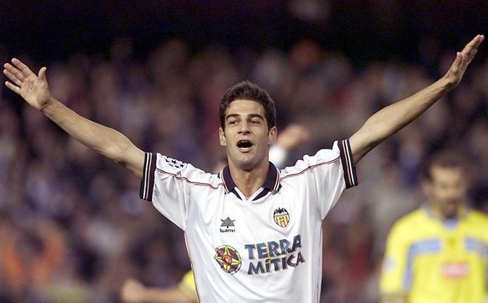 瓦伦西亚遗憾告别，欧冠之路止步