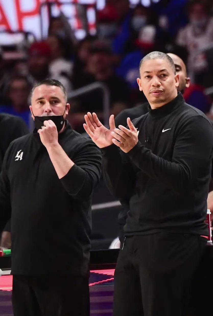 云达不莱梅球员受伤坚信自己将尽快复出