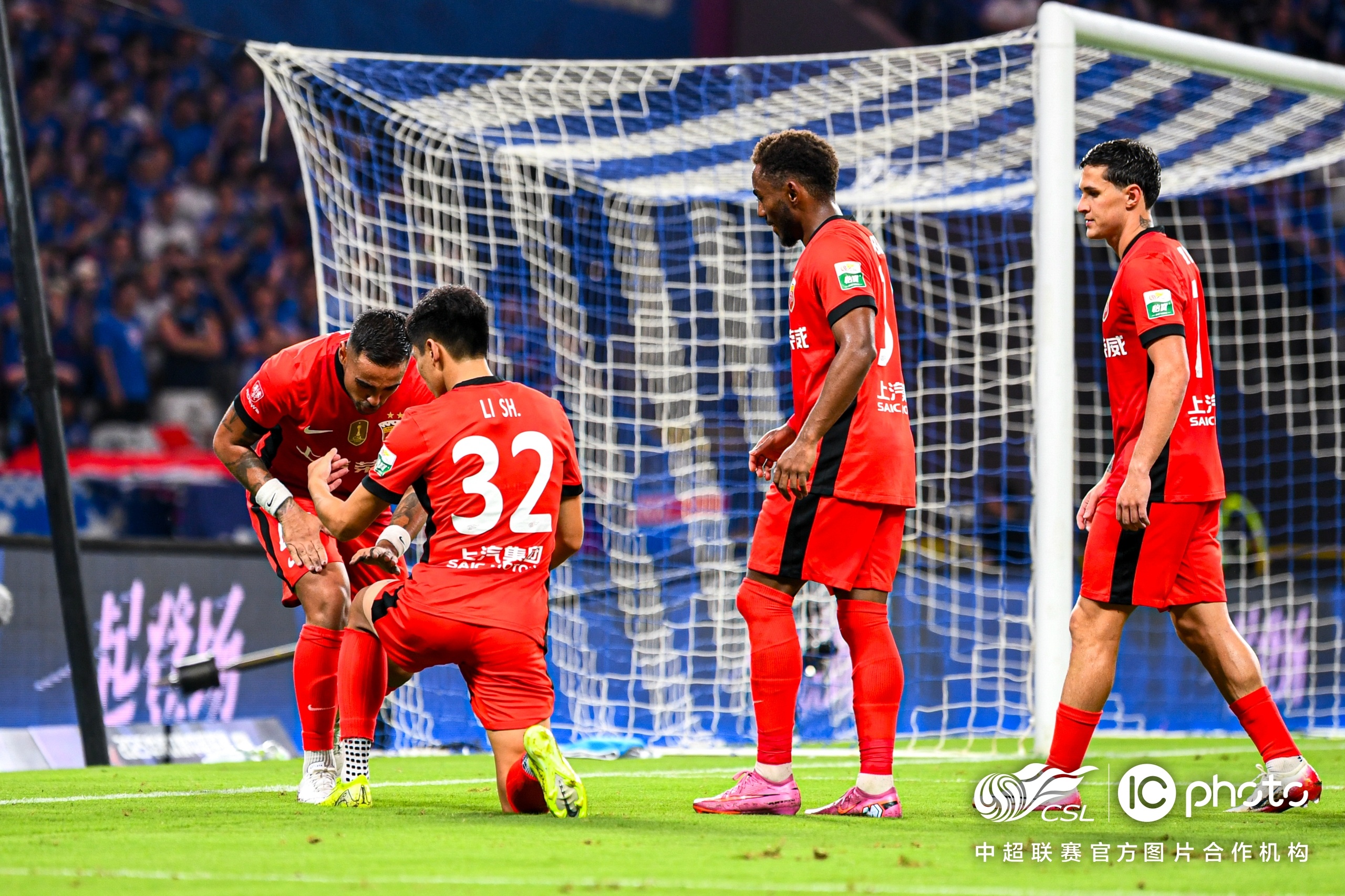 意乙球队接连失利，升级形势堪忧