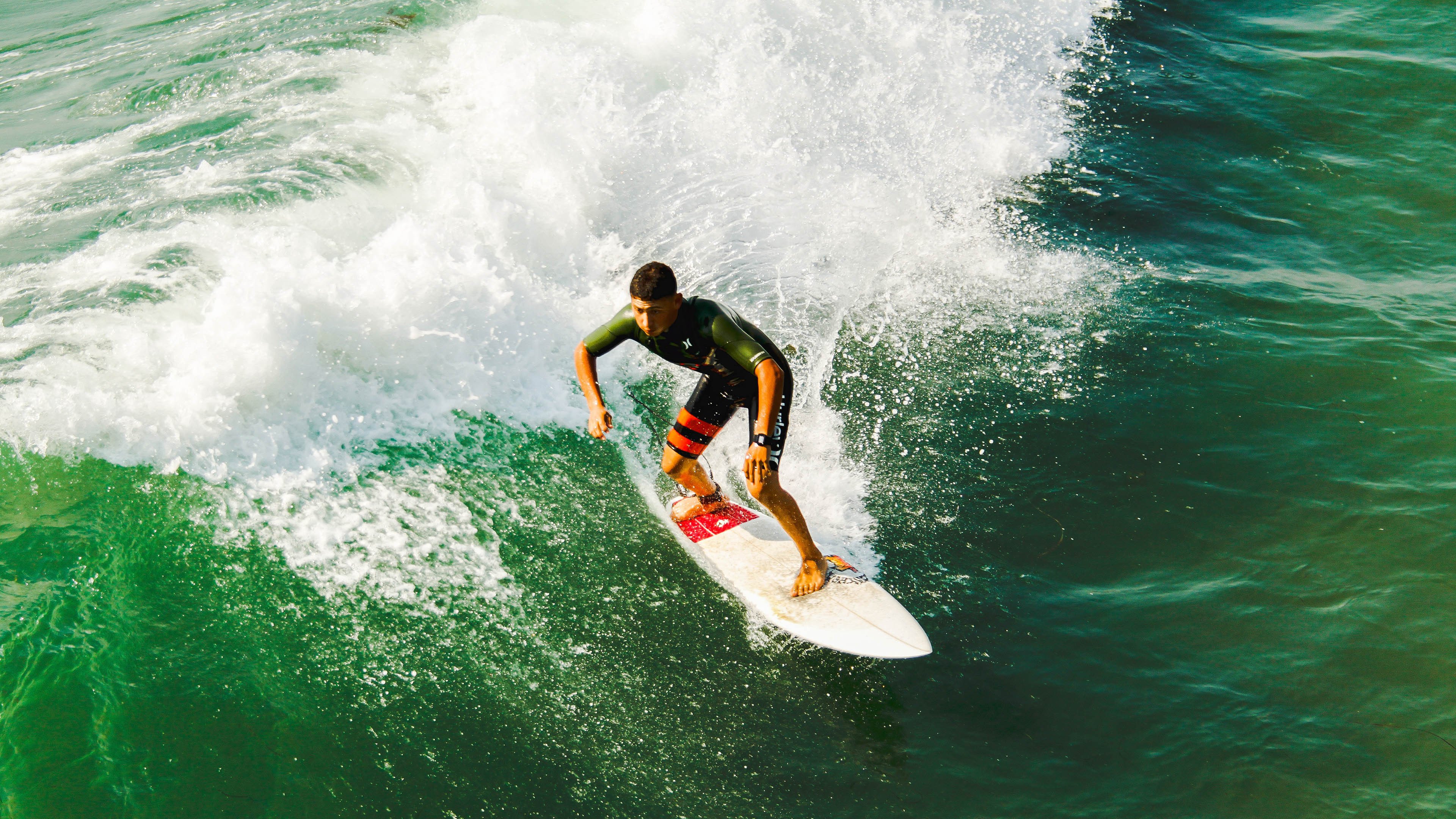 双重终结者，皇马铁腕终结南非悬念，拉什福德一人主宰温布利之夜