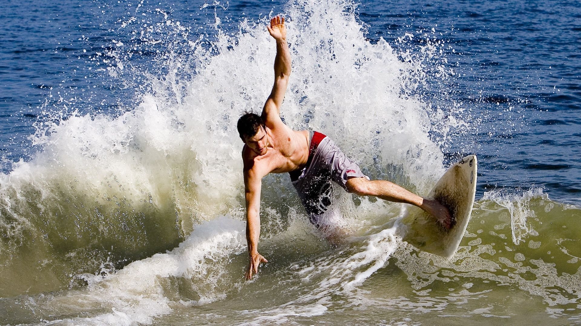 意甲焦点战，公牛提前终结悬念，开拓者黯然失色