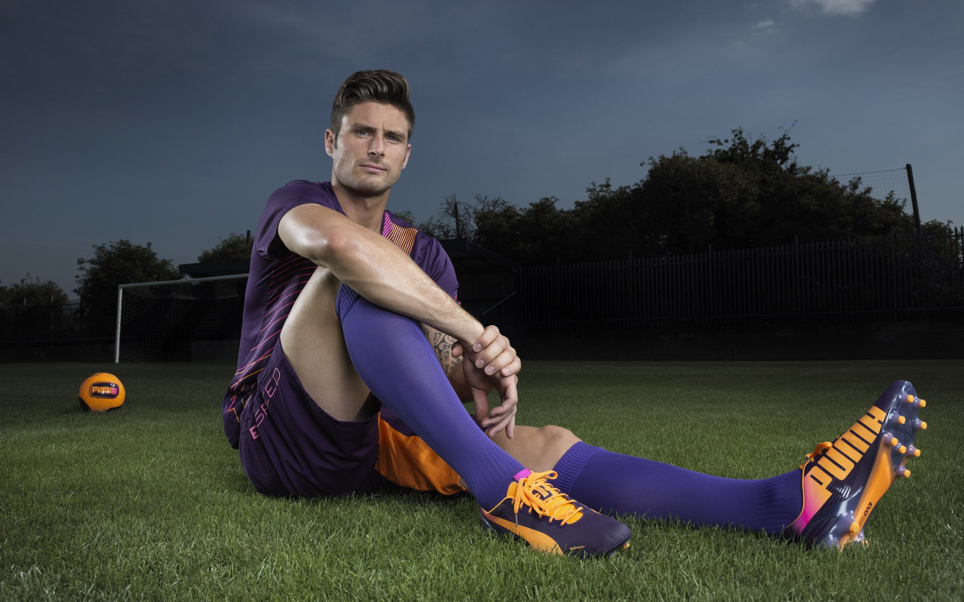 拉沃尔杯险胜美网，德约科维奇状态火热，定义网坛新传奇